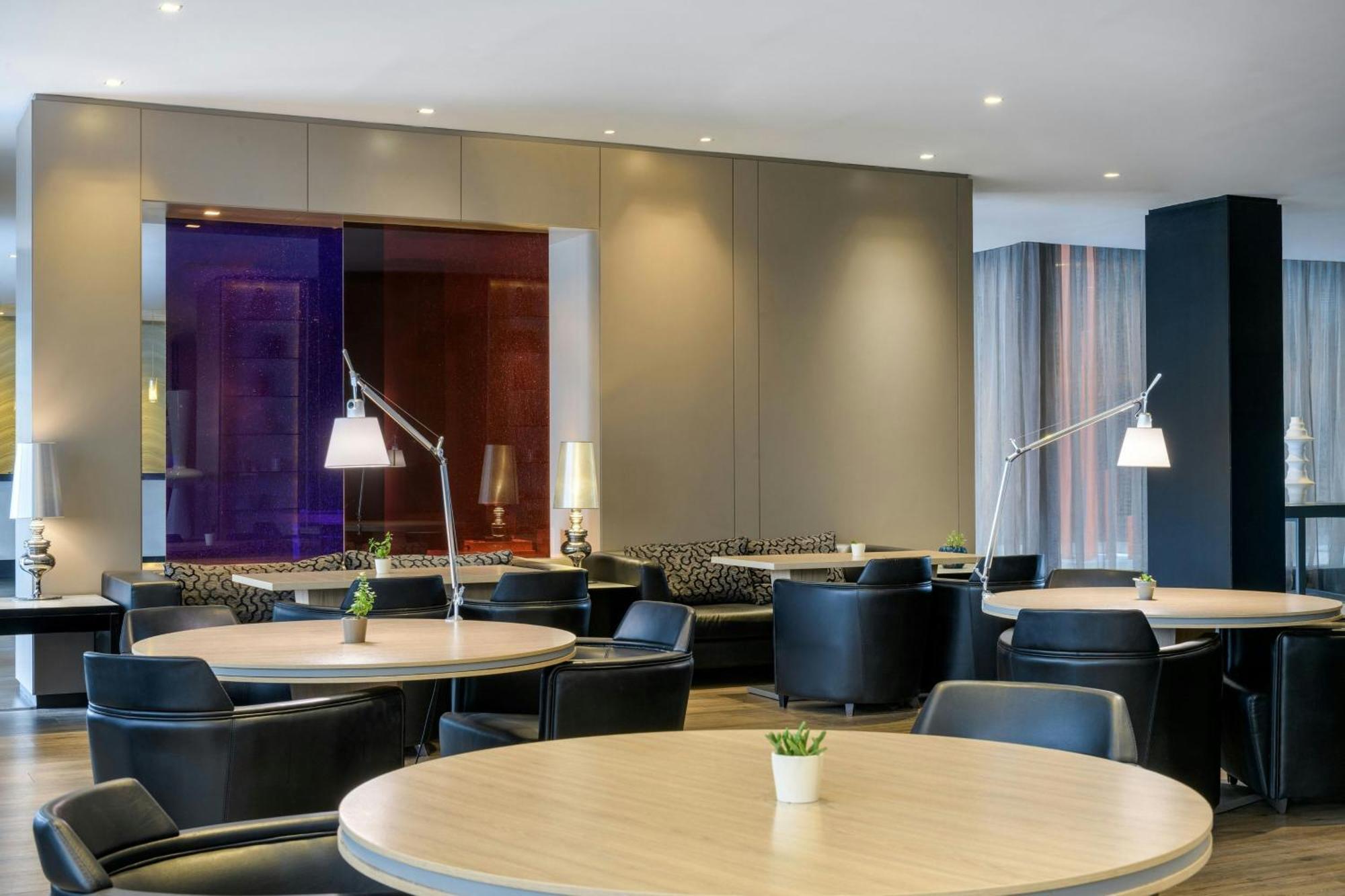 Ac Hotel La Finca By Marriott Pozuelo de Alarcón Eksteriør bilde