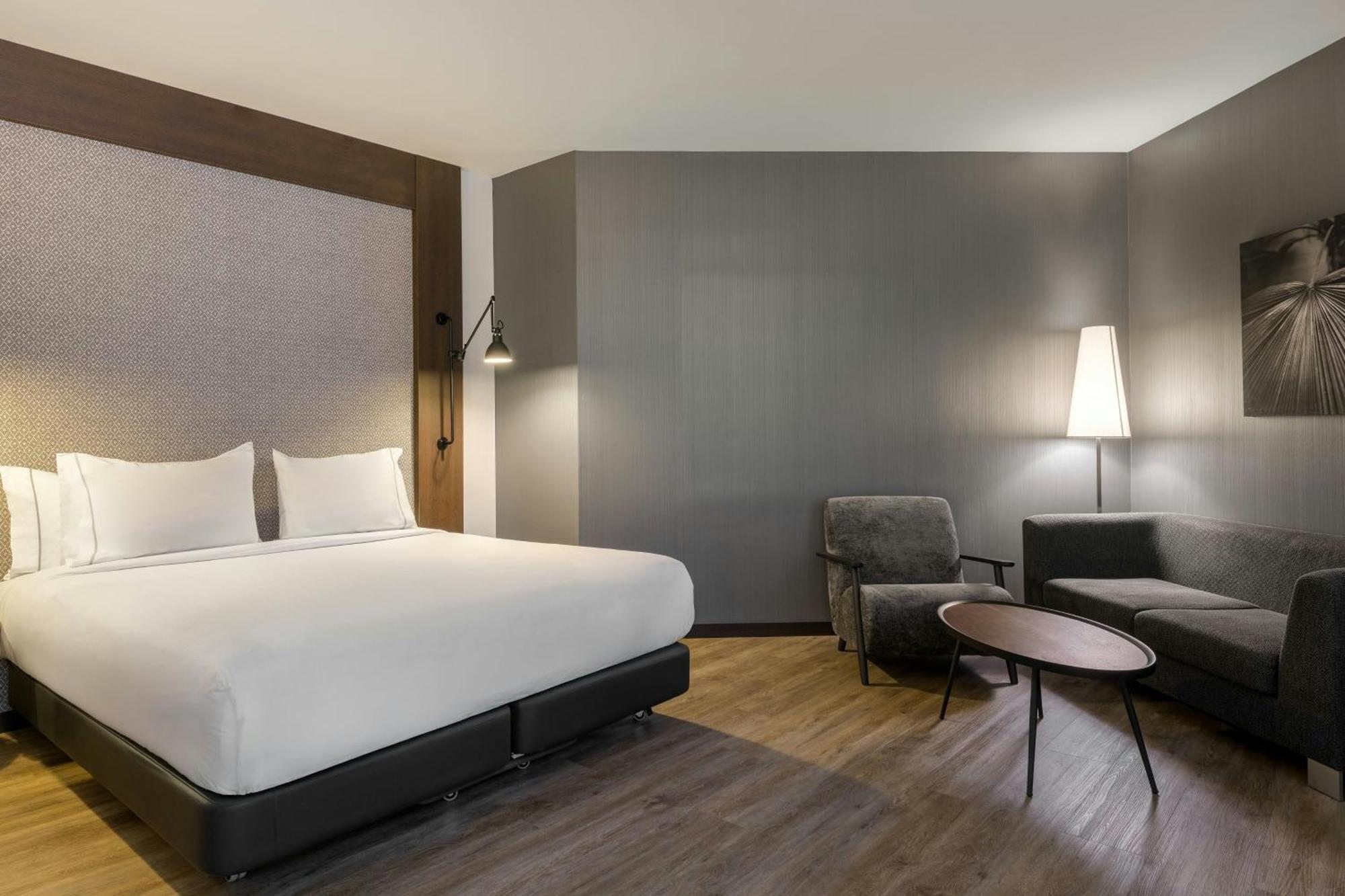Ac Hotel La Finca By Marriott Pozuelo de Alarcón Eksteriør bilde