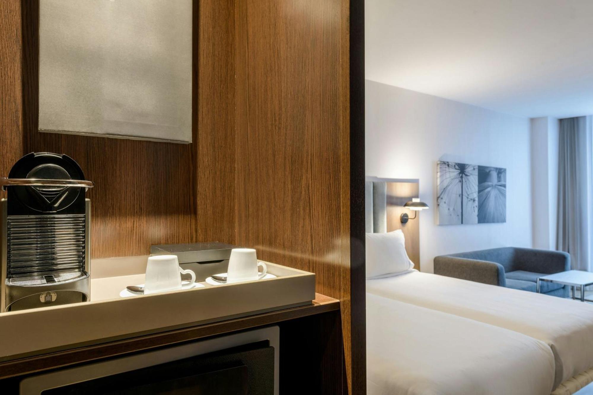 Ac Hotel La Finca By Marriott Pozuelo de Alarcón Eksteriør bilde
