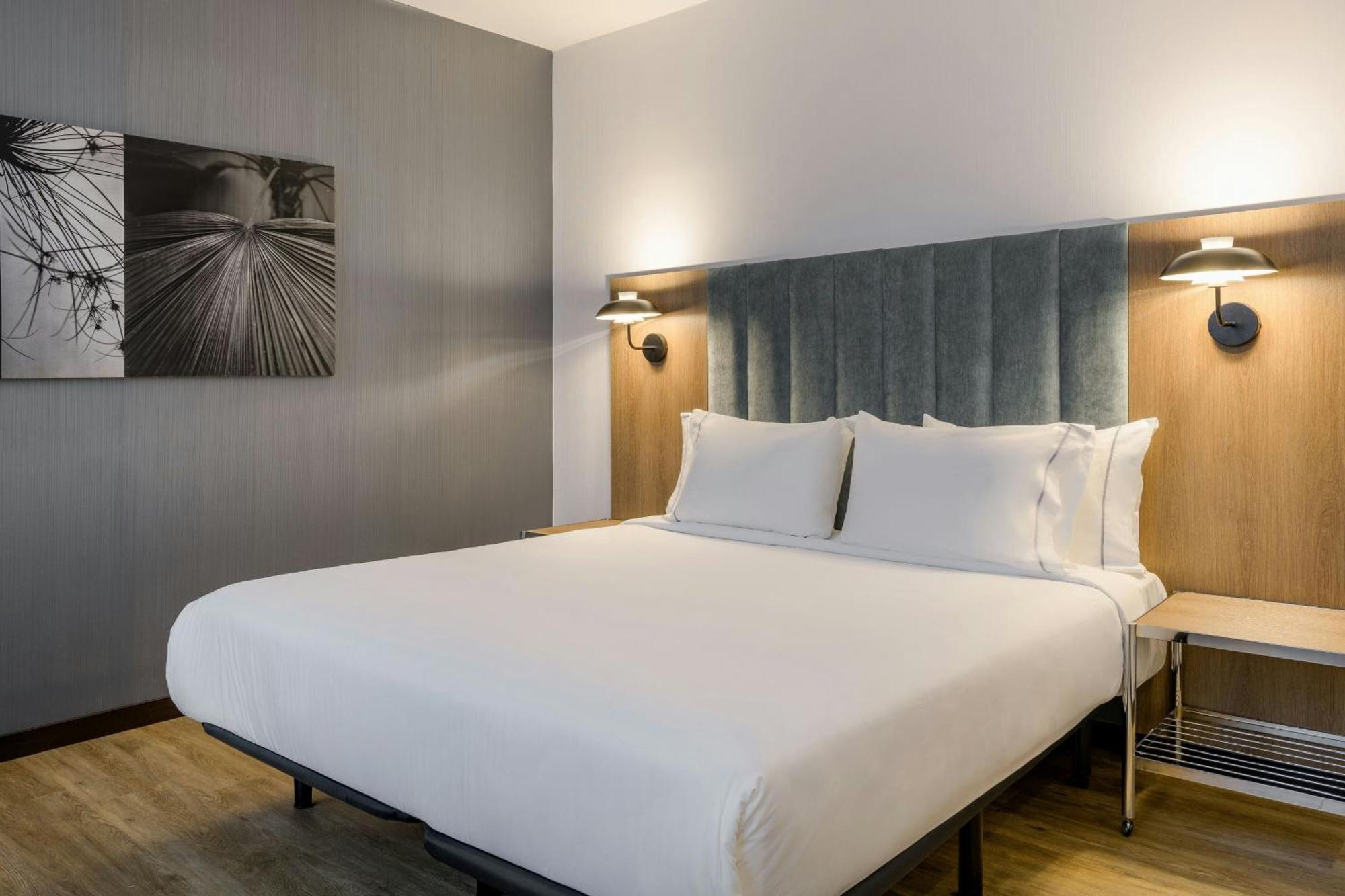 Ac Hotel La Finca By Marriott Pozuelo de Alarcón Eksteriør bilde